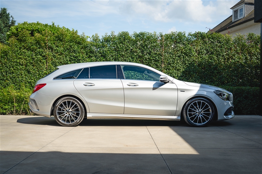 Mercedes-Benz CLA 200d SB White Art Ed.